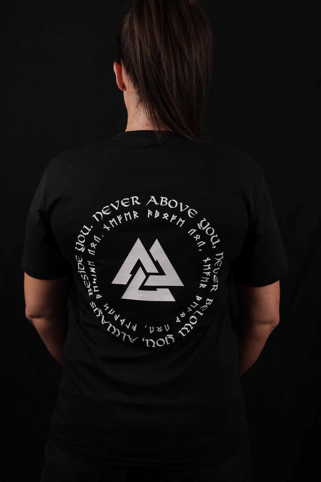 T-Shirt: Tribute Tee